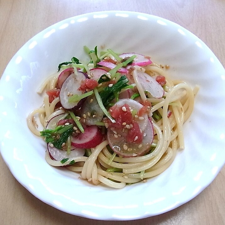 ラディッシュと豆苗の梅味スパサラダ